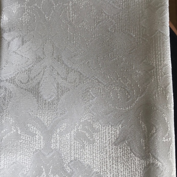 Wedgewood Brighton Damask Napkins (8)White NWT - Picture 4 of 4